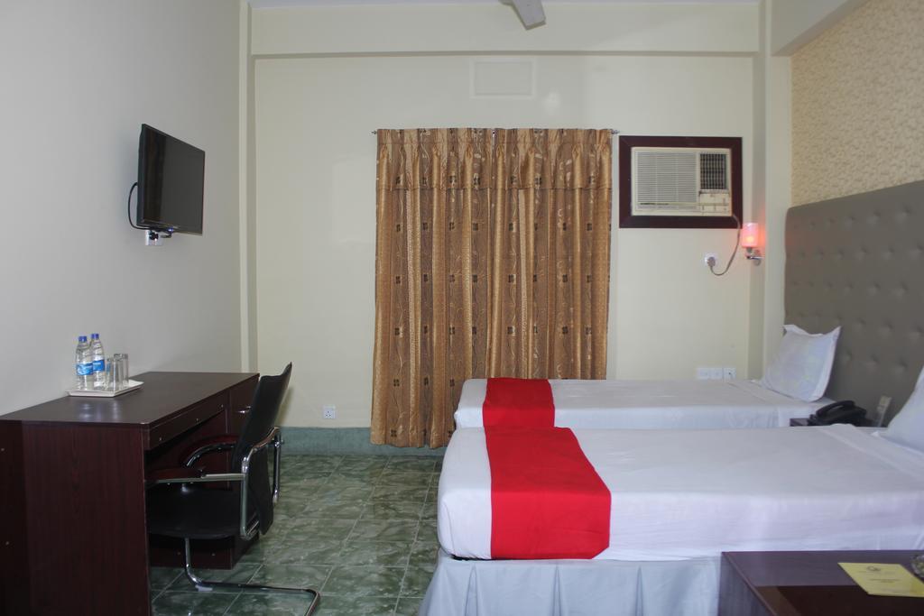 Golden Inn Chattagram Ltd Читтагонг Экстерьер фото